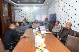 Pererat Kerja Sama, Kapolda Malut Sambut Ketua Pengadilan Tinggi Baru