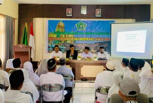 Bupati Ubaid Beri Pesan Menyentuh untuk Calon Jamaah Haji Haltim
