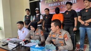 Oknum Lurah di Ternate Ditangkap, Curi HP Warga Demi Bayar Utang