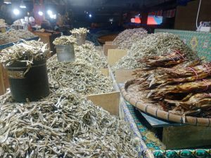 Stok Seret, Harga Ikan Teri di Pasar Higenis Masih Melambung
