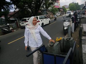 Pangkalan Elma Assagaf Diperiksa, Minyak Dijual Mahal, Warga Ditolak