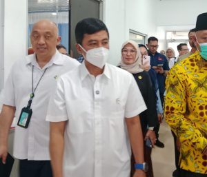 Usai Temuan Belatung dan Keracunan, Wamenkes: Dapur MBG di Ternate Sudah Standar