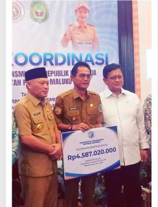 Halsel Dapat Rp4,58 M dari Wamen Transmigrasi