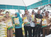 Gubernur Sherly Tjoanda Salurkan 1.500 Paket Sembako Murah di Guraping