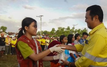 Kolaborasi NHM dan Forkopimda Halut Bersihkan Pelabuhan Tobelo, 250 Pelajar Dapat Edukasi Lingkungan