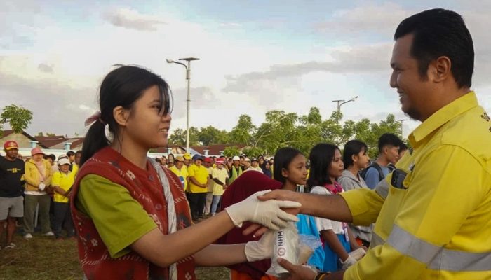 Kolaborasi NHM dan Forkopimda Halut Bersihkan Pelabuhan Tobelo, 250 Pelajar Dapat Edukasi Lingkungan