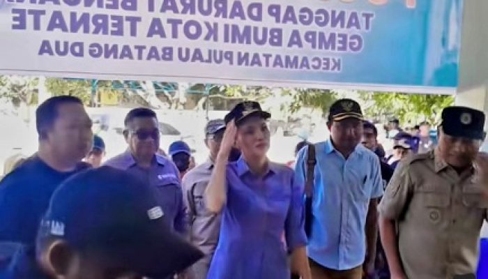 Tinjau Pasca Gempa, Gubernur Pastikan Skema Pemulihan Hunian Segera Mengalir