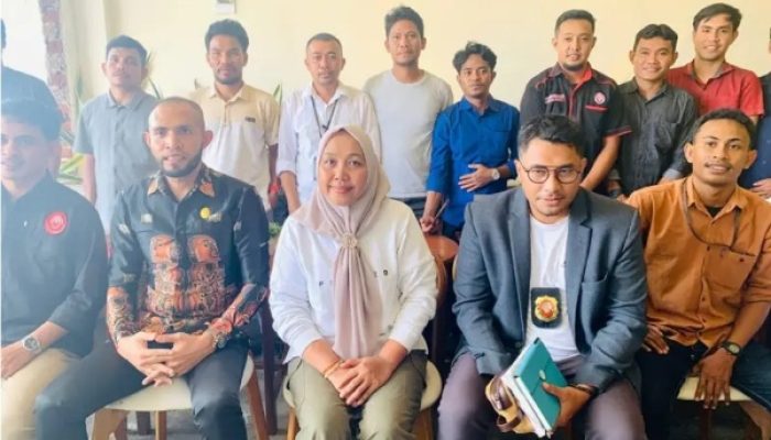 24 Pengacara Siap Bongkar Korupsi Terstruktur, DPRD Ternate di Ujung Tanduk