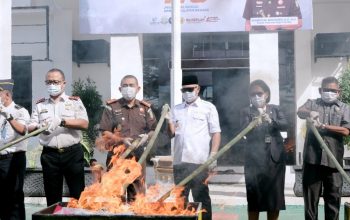 Hadiri Pemusnahan Barang Bukti, Nasri Abubakar Tekankan Pentingnya Sinergi Jaga Keamanan