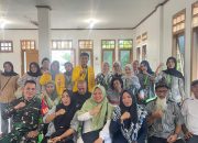 Kolaborasi KKN Unkhair: Wujudkan Kalumata Sehat, Bersih, Hijau, dan Berdaya Saing Digital